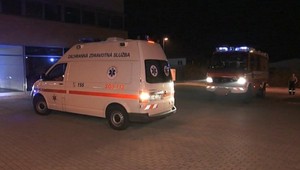 Stroj zachytil žene ruku. Záchranári robili, čo sa dalo