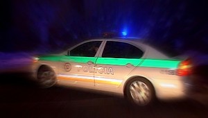 Otec bije mamu a ona leží na zemi. Oznámil polícii 10-ročný chlapec