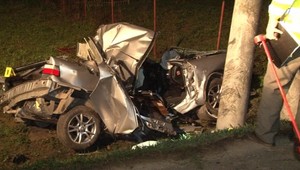 Mladík (22) vpálil do stĺpa! On prežil, kamaráti (†20, †21) nie