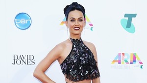 Katy Perry (30) si vyšla na hudobné ceny bez nohavičiek!