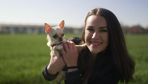 Takýto život by bral nejeden: Martina svojho štvornohého miláčika berie ako vlastné dieťa!