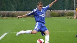 Lalkovič hral v drese Chelsea