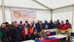 Farmári opustili Bratislavu. Do mesiaca ale plánujú celoslovenský štrajk