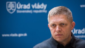 Fico netúži vládnuť sám, spolupracovať s ním ale nechce nik