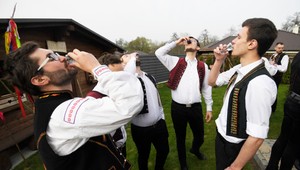 Záchranári zasahovali počas Veľkej noci 260-krát pre problémy s požitím alkoholu