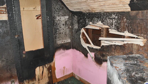 Väznený nevlastnou matkou: Mužovi sa po 20 rokoch podarilo uniknúť z domu hrôzy