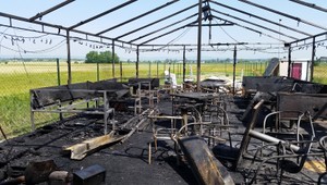 Podľa polície bufet niekto úmyselne podpálil