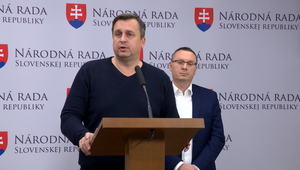 SNS chce vzkriesiť systém podnikových bytov. Zákon už prešiel do druhého čítania