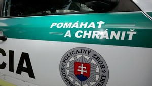 Muž napadol náhodného okoloidúceho. O pár hodín skončil v rukách policajtov