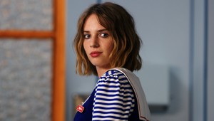 Nová hviezda na obzore: Maya Hawke zdedila herecký talent po rodičoch a ľudia z jej výzoru šalejú!