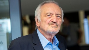 Majster irónie a inteligentného humoru Milan Lasica oslavuje okrúhle jubileum