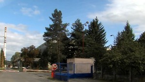 Zamestnanci firmy na výrobu manipulačnej techniky prichádzajú o prácu. Firma tvrdí, že ona ich neprepúšťa