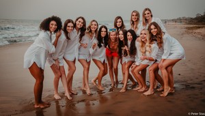 Finalistky MISS vycestovali do Gambie, pozrite si prvú EXKLUZÍVNU reportáž z raja