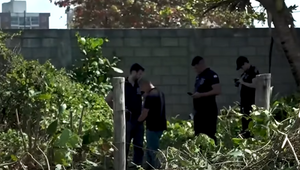 Telá troch žien s bodnými ranami objavili pri turistickej pláži