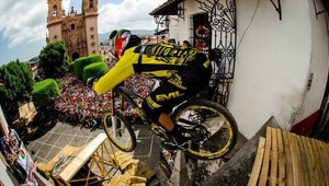 Génius Polc opäť celkovým víťazom Citydownhill world Tour