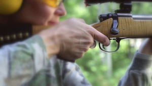 Na silvestrovskej poľovačke sa sám postrelil