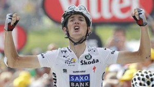 Andy Schleck triumfoval v 8. etape, v žltom tričku Evans
