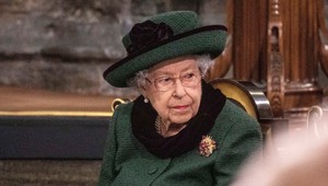 Kráľovná dostala k narodeninám skutočne jedinečný darček! No neprišiel od nikoho z rodiny...