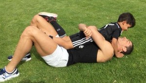 Žiačikovia mali hviezdneho podávača lôpt! Cristiana Ronalda!