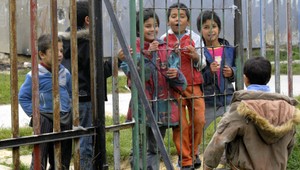 Odkaz do Bruselu: Múr na Luniku IX. je o bezpečnosti!