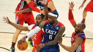 NBA: Zápas hviezd vyhral tím Západu, MVP získal Paul