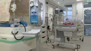 Jedno euro z rozprávky dokáže veľké zázraky. Päťdesiatdva slovenských nemocníc získalo špeciálne inkubátory