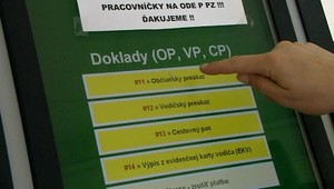 Dobrá správa pre rodičov: O občianske pre deti už môžete požiadať, budú lacnejšie ako cestovné pasy
