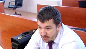 AUTENTICKÉ ZÁBERY: Kukláči zadržali Černákovho exadvokáta