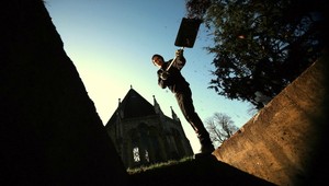 Hrobári z krajín V4 si merali sily v Trenčíne. Pri kopaní našli aj nečakaný objav