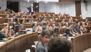 Opoziční poslanci odišli z rokovania zdravotníckeho výboru