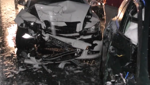 Po zrážke v nemocnici skončila tehotná žena. Nehodu pravdepodobne zapríčinilo počasie