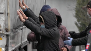 Ďalší migranti z Afganistanu skončili v rukách slovenských policajtov. Viezli sa v kamióne, ktorý smeroval do Bulharska