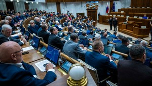 V Národnej rade sa objavila žltačka. Parlament prijal opatrenia