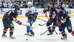 KHL: Slovan natiahol víťaznú sériu, Chanty-Mansijsk zdolal v nájazdoch