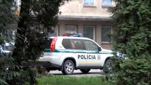 Patrik s prestreleným krkom stále nie je mimo nebezpečenstva