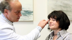 Šokovaná pacientka: Lekár kričal, takmer došlo na facky...