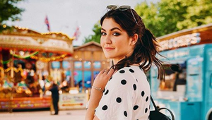 Celeste Buckingham sa ani počas koronakrízy nefláka! Speváčka píše knihu!