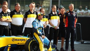 Alonso mal nehodu. Je pri vedomí a v poriadku, hlási jeho tím