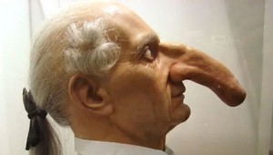 Muž s najdlhším nosom na svete vyvolal na internete ošiaľ