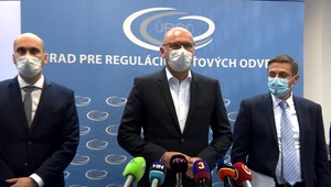 Ministerstvo hospodárstva avizuje pokles cien plynu a elektriny