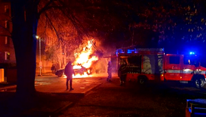 Hrôza na sídlisku: Mladík po výbuchu v aute začal horieť zaživa