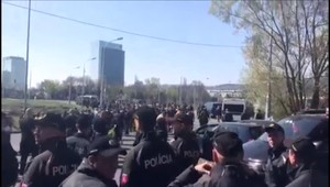 Polícia upozorňuje na dopravné obmedzenia pre futbalový zápas