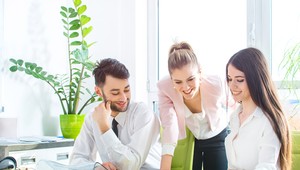 Globálny prieskum odhalil optimálny vek pre začatie podnikania. Výsledky možno prekvapia