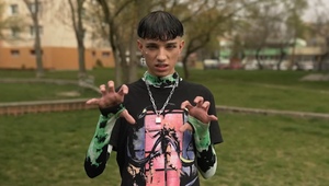 Extravagantného Frederika by ste bez líčenia spoznali len veľmi ťažko: Pozrite na ten rozdiel!