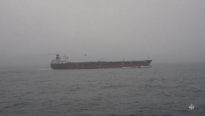 Tanker pri pobreží Saudskej Arábie zasiahol projektil, na palube vypukol požiar