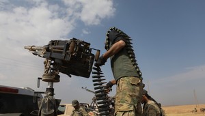 Dohoda o prímerí, ktorou sa chválil Trump, nefunguje. Turci a Kurdi obviňujú jeden druhého