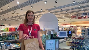 dm a jej zákazníci podporili inštaláciu fotovoltických panelov v školských zariadeniach