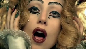 Lady Gaga zlodejkou! Ukradla peniaze na pomoc Japoncom