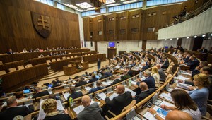 Poslanci majú pred sebou ešte dlhú cestu k zrušeniu Mečiarových amnestií