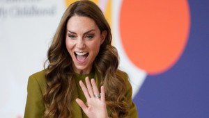 Kate Middleton ohúrila svet rafinovaným módnym kúskom: Ženy, toto musíte mať v šatníku aj vy!